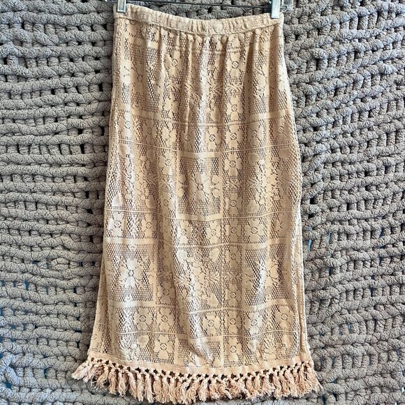 Aerie Patchwork Cream Floral Lace Swim Coverup Skirt Woman's XS - Picture 6 of 10
